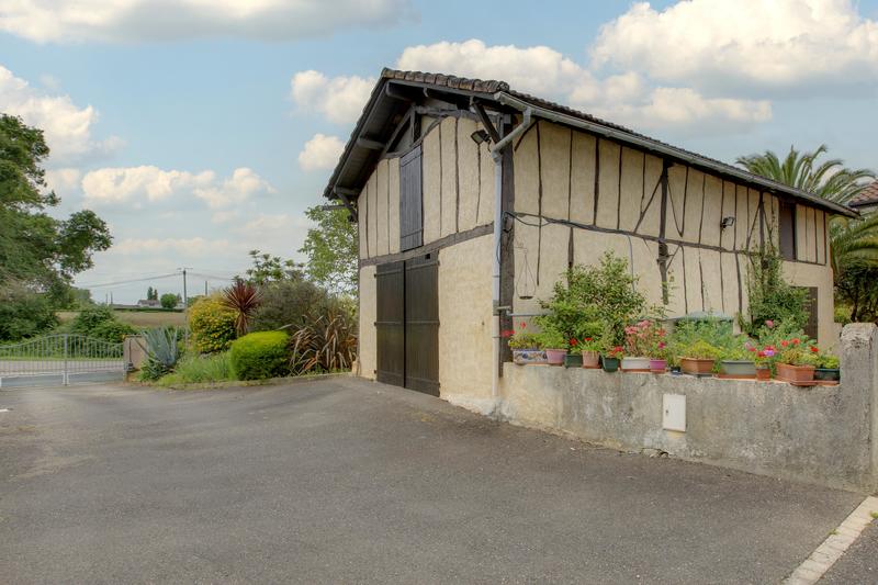 Villa - 188 m² - 7 pièces