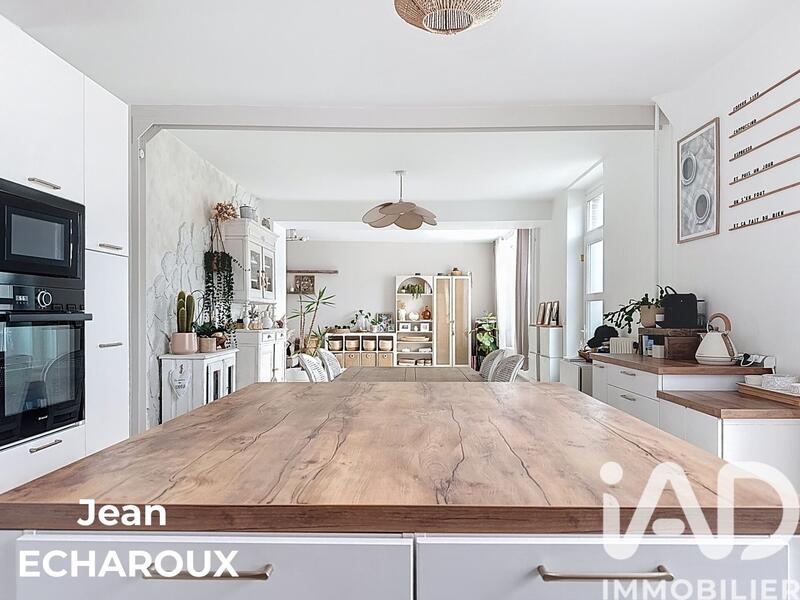 Maison - 191 m² - 7 pièces