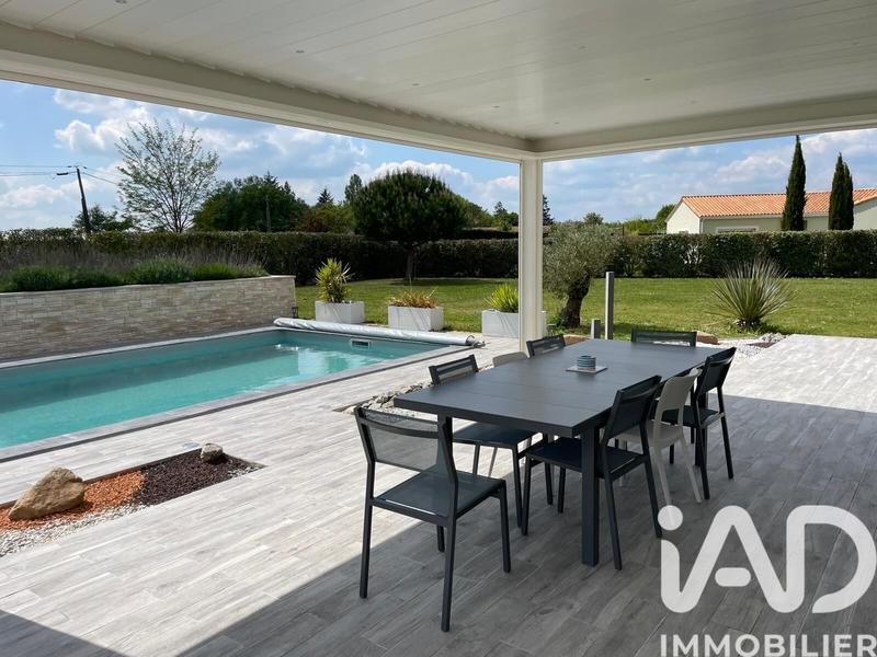 Maison de maîtres - 177 m² - 5 pièces