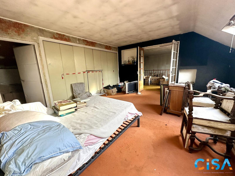 Maison ancienne - 230 m² - 10 pièces