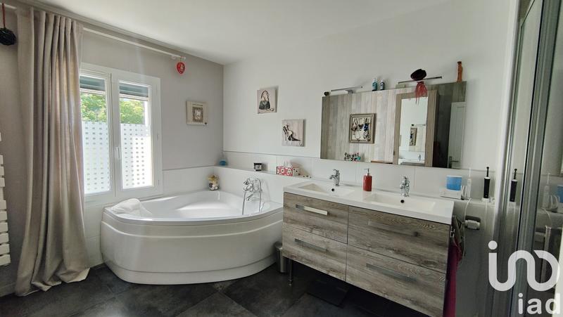 Maison - 162 m² - 6 pièces