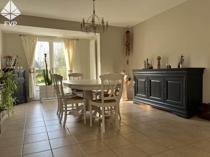 Maison - 173 m² - 7 pièces