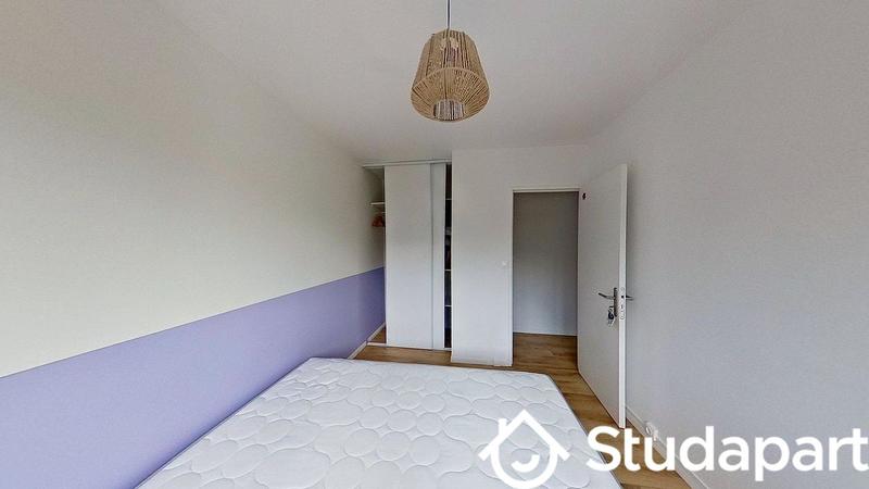 Chambre - 86 m² - 1 pièce