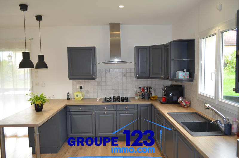 Maison - 184 m² - 7 pièces