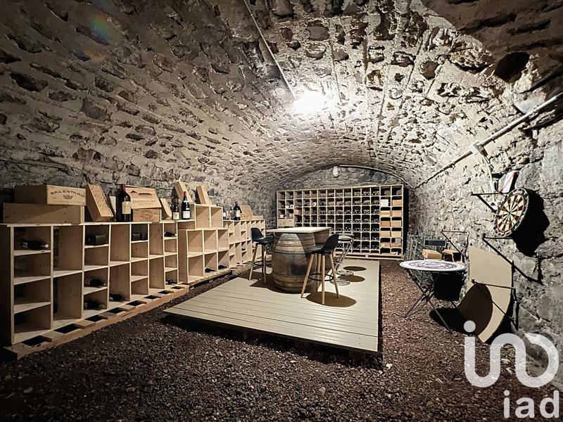 Appartement - 191 m² - 6 pièces