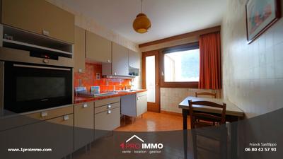 Appartement - 119 m² - 6 pièces