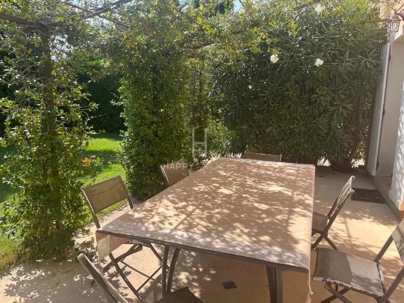 Maison - 211 m² - 7 pièces