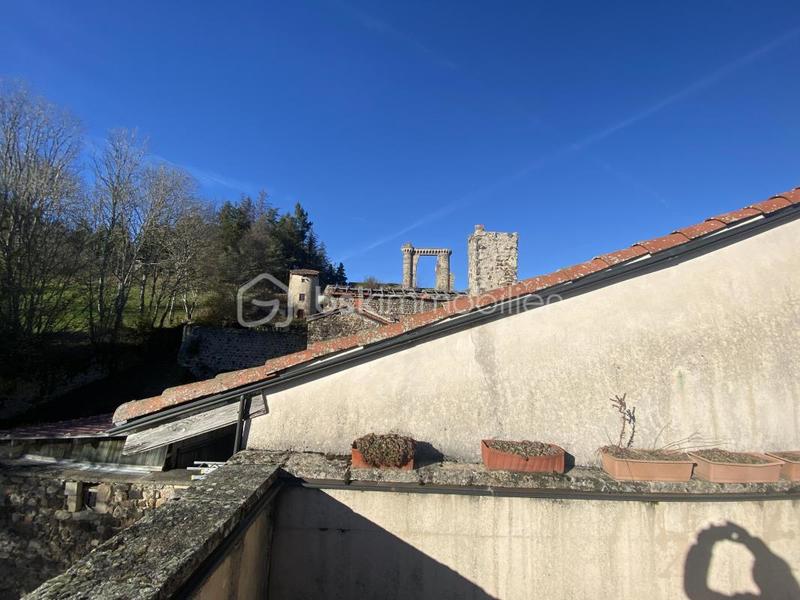 Maison - 200 m² - 5 pièces