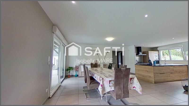 Maison - 132 m² - 6 pièces