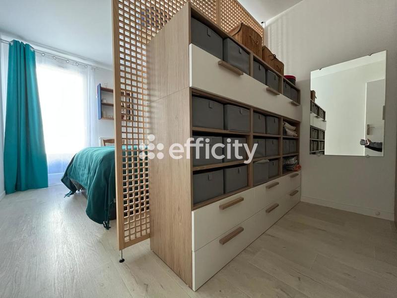 Appartement - 80 m² - 4 pièces