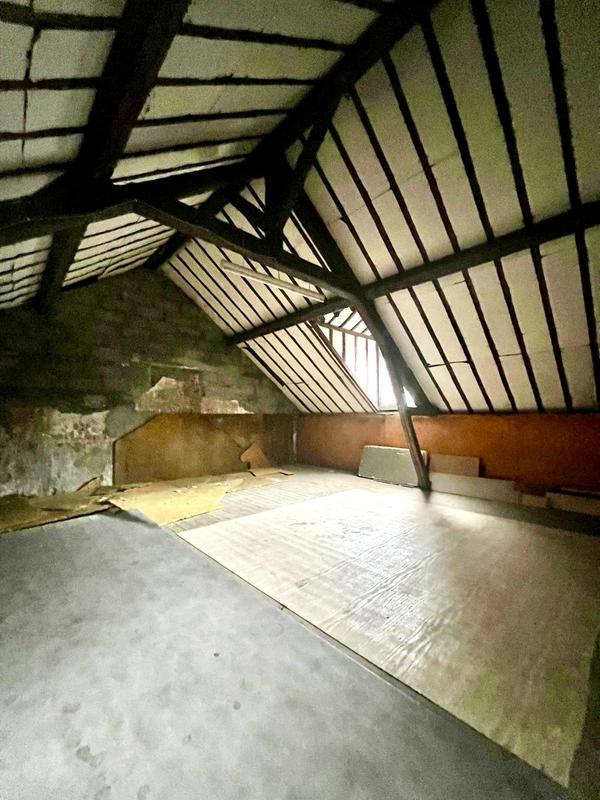 Maison - 130 m² - 7 pièces