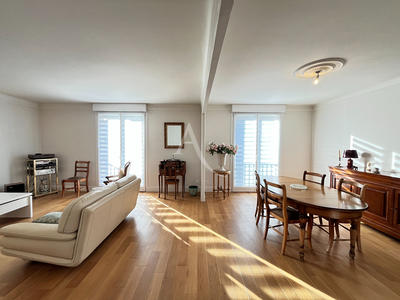 Appartement - 96 m² - 4 pièces