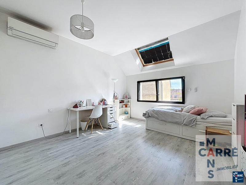 Maison contemporaine - 175 m² - 7 pièces