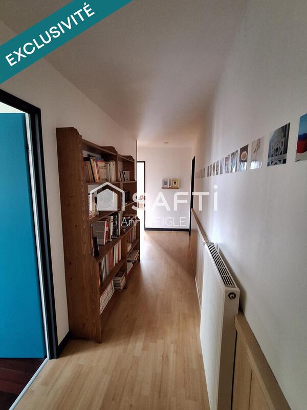 Maison - 250 m² - 7 pièces