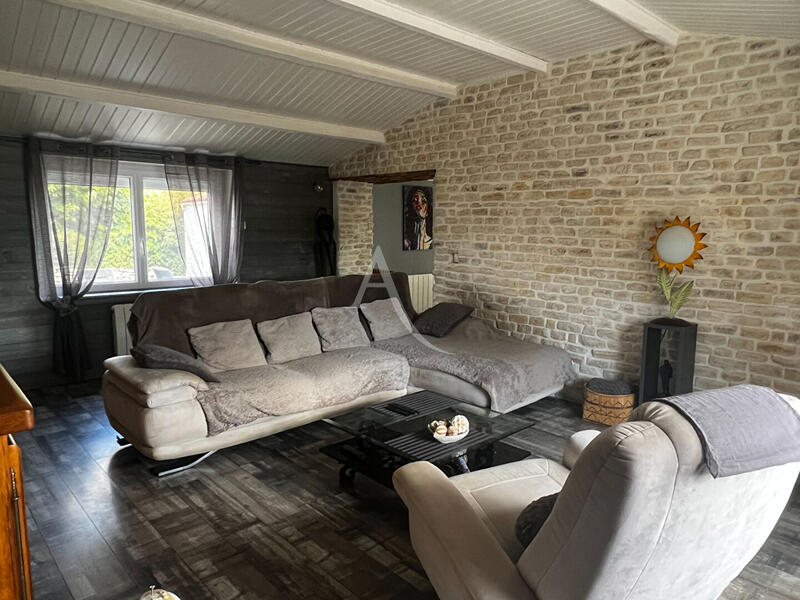 Maison - 108 m² - 4 pièces