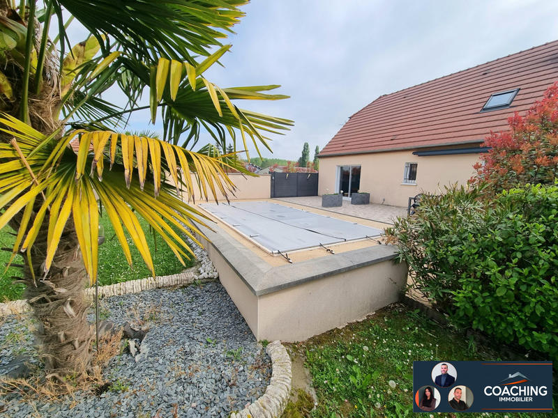 Maison - 137 m² - 6 pièces