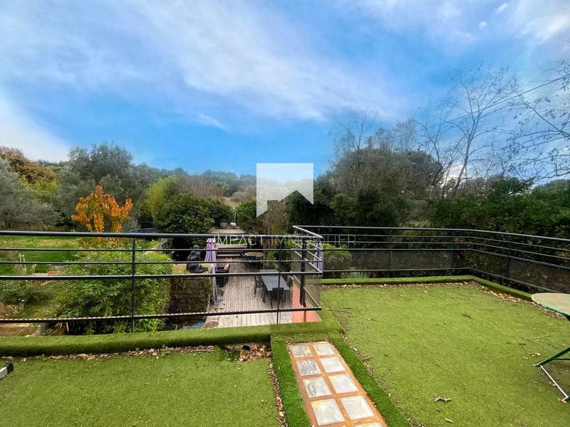 Maison - 170 m² - 5 pièces