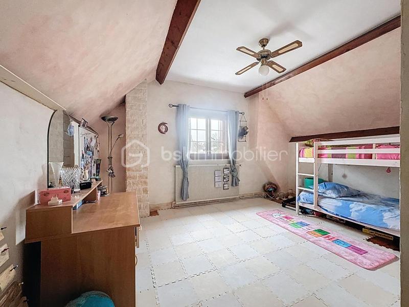 Propriété - 136 m² - 6 pièces