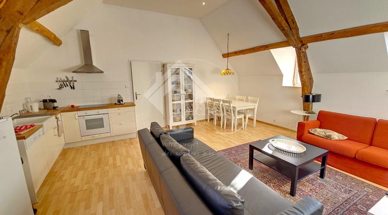 Propriété - 230 m² - 12 pièces