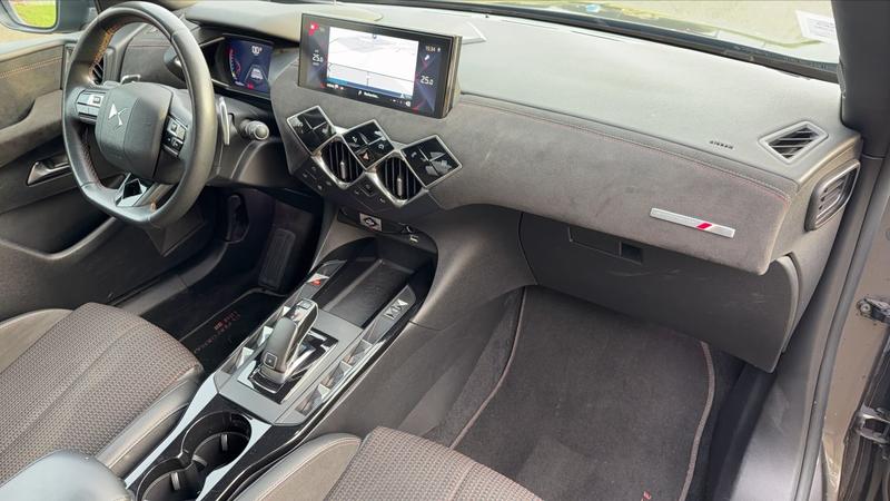 Ds Ds 3 Crossback 1.2 PureTech 130 Eat8 Performance Line