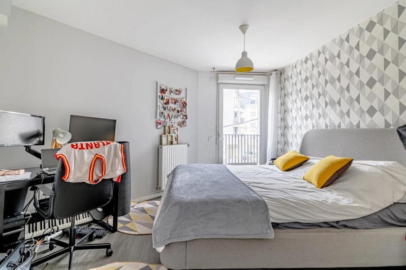 Appartement - 84 m² - 4 pièces