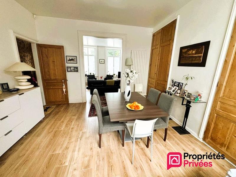 Maison - 160 m² - 7 pièces