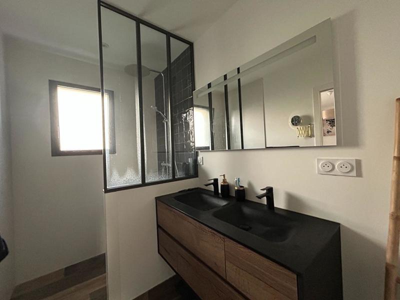 Maison - 143 m² - 6 pièces