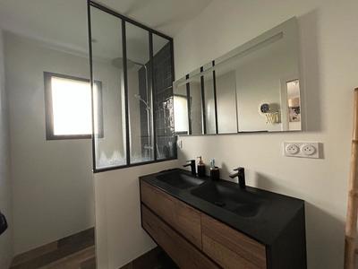 Maison - 143 m² - 6 pièces