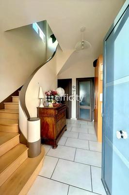 Maison - 160 m² - 7 pièces