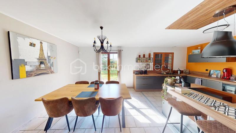 Maison - 163 m² - 7 pièces