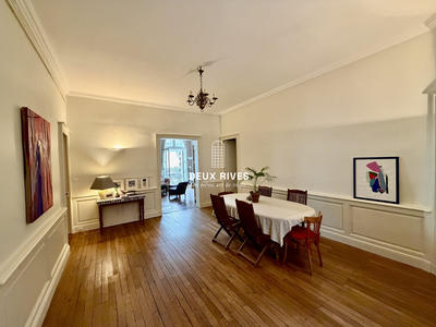 Appartement - 161 m² - 6 pièces