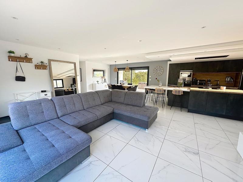 Maison - 149 m² - 4 pièces