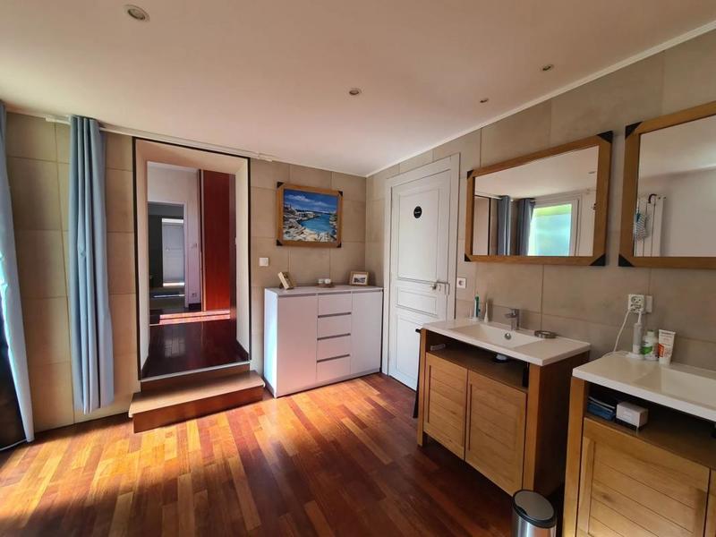 Maison de maîtres - 213 m² - 7 pièces