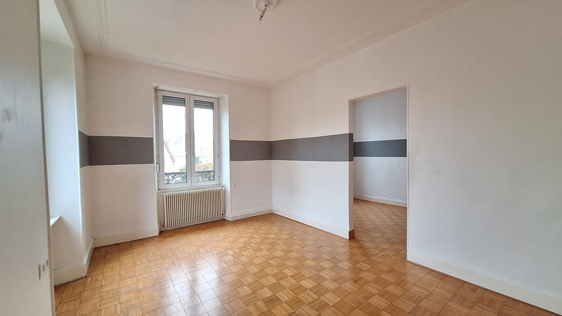 Appartement - 131 m² - 6 pièces