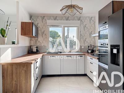 Appartement - 80 m² - 4 pièces