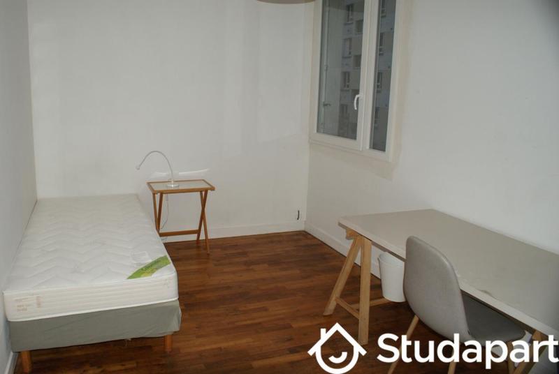 Chambre - 10 m² - 1 pièce