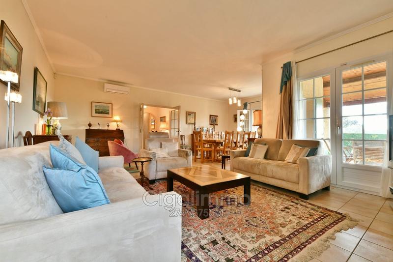 Villa - 140 m² - 6 pièces