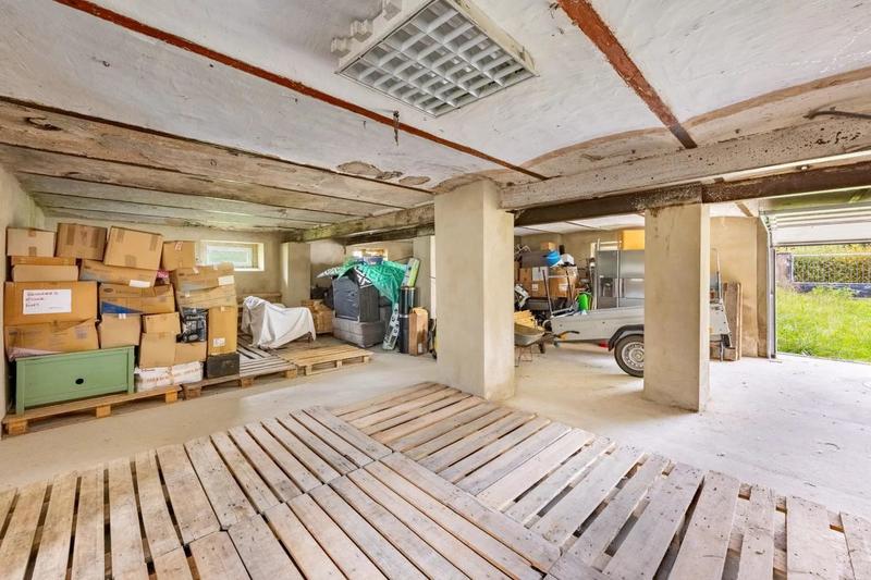 Maison - 200 m² - 7 pièces