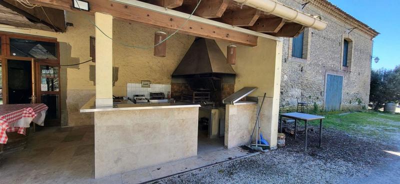 Maison de campagne - 618 m² - 10 pièces