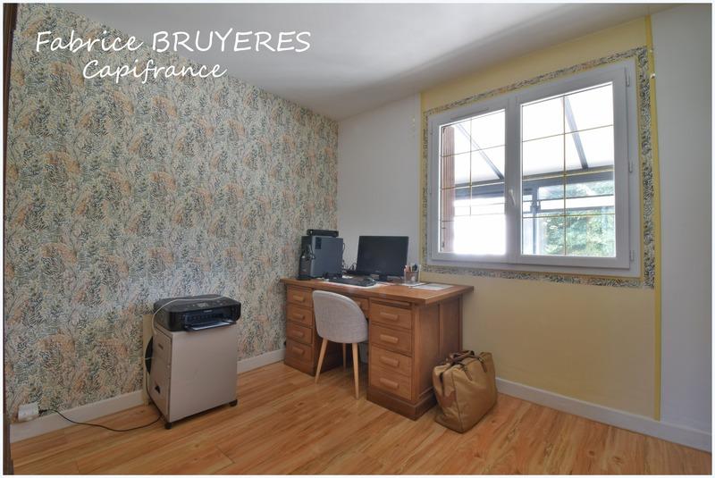 Maison - 247 m² - 8 pièces