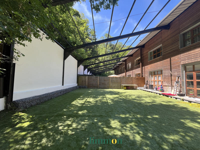 Maison - 180 m² - 5 pièces