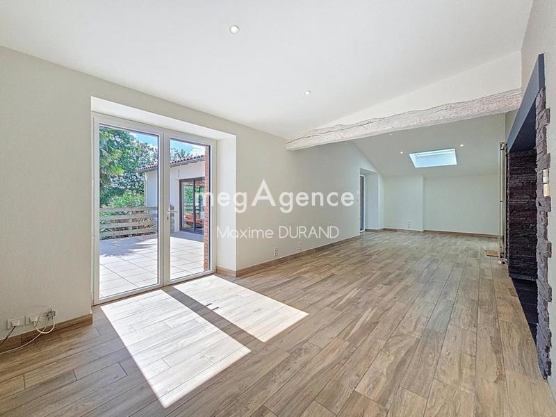 Maison - 166 m² - 8 pièces