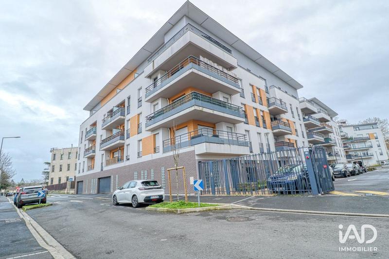 Appartement - 75 m² - 3 pièces