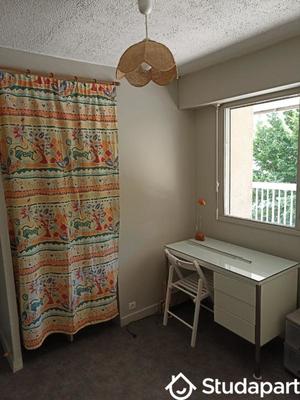 Chambre - 10 m² - 1 pièce