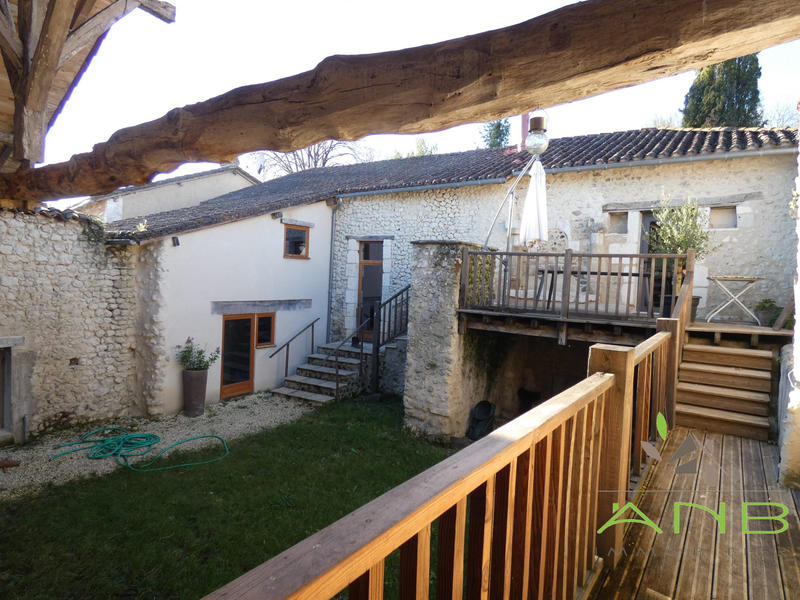 Maison ancienne - 180 m² - 7 pièces