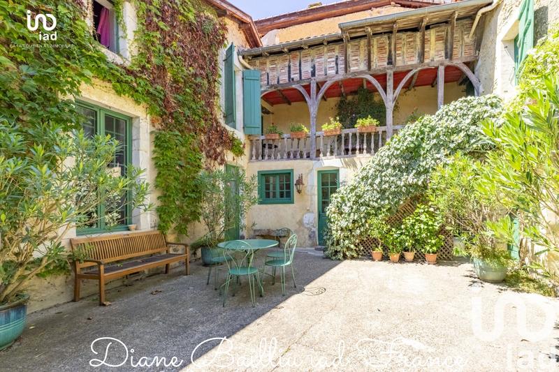 Maison de ville - 341 m² - 10 pièces