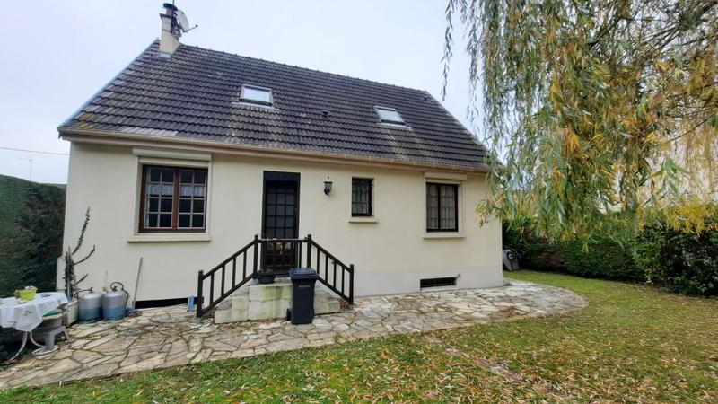 Maison - 104 m² - 4 pièces