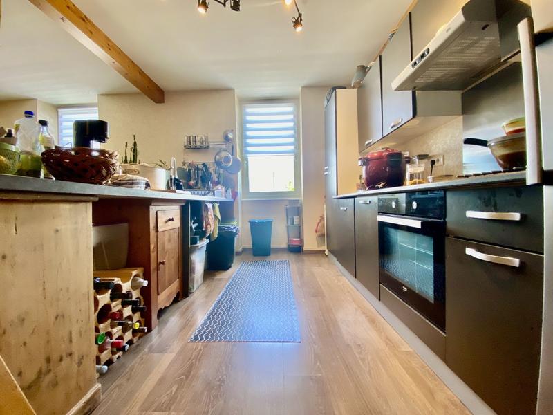 Maison - 279 m² - 9 pièces