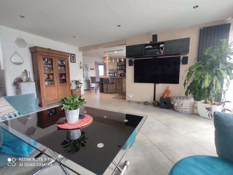 Maison - 140 m² - 6 pièces