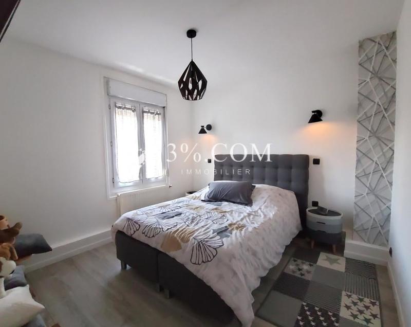 Maison - 60 m² - 4 pièces